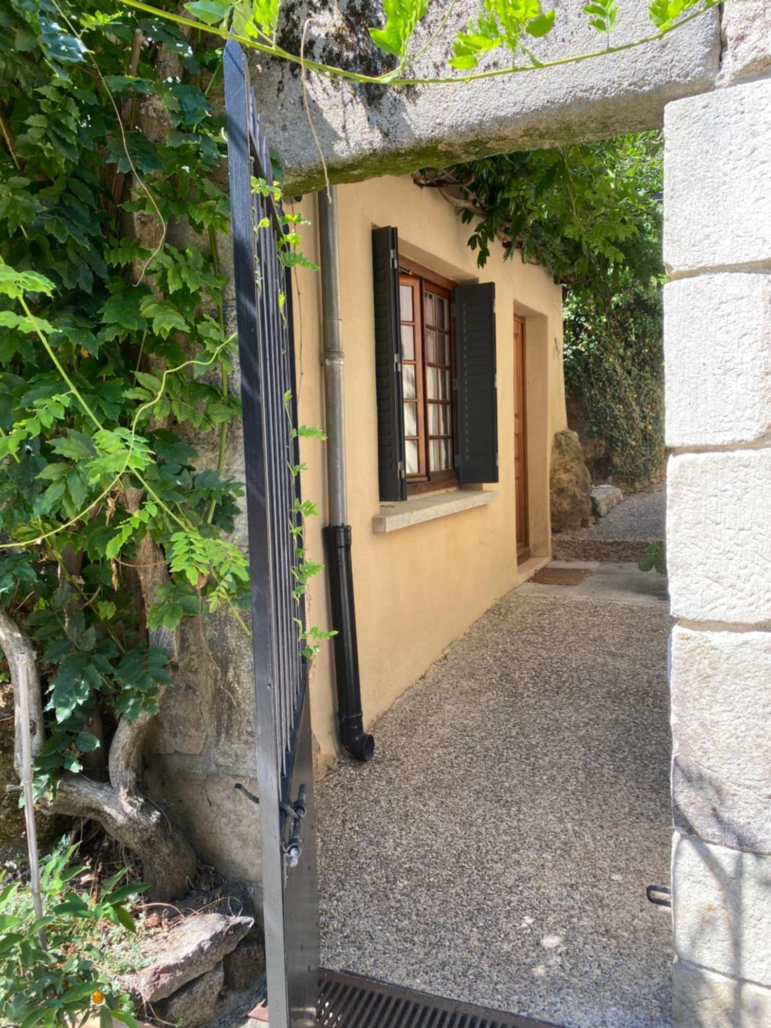 Auberge De La Tour De Brison Sanilhac  Cameră foto
